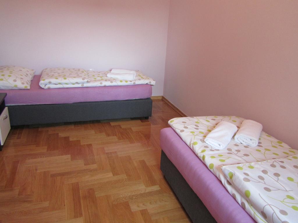 Apartment Domi Kvatric